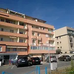 Lunamarina * Marinella di Sarzana