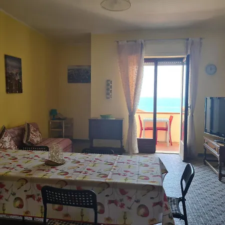 Lunamarina * Marinella di Sarzana